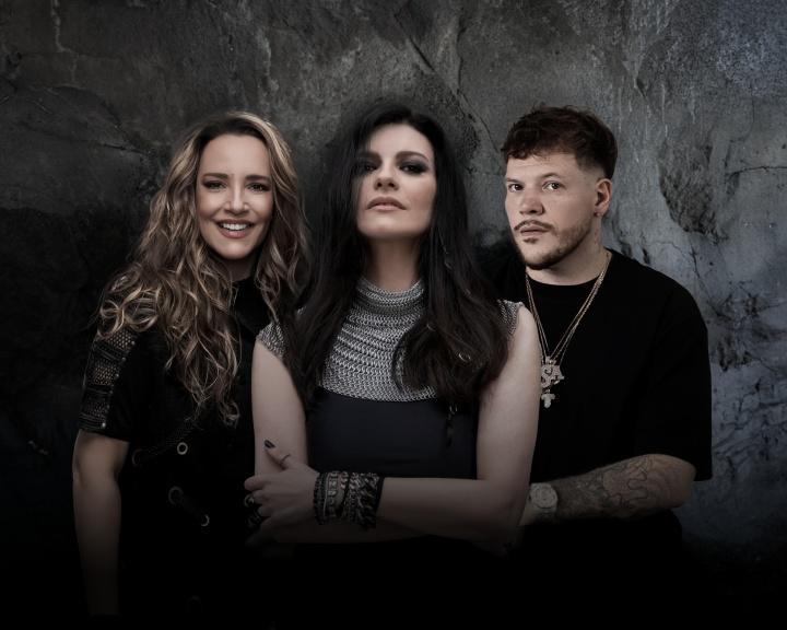 Laura Pausini lança videoclipe com Ana Carolina e Ferrugem: "Quem De Nós Dois"