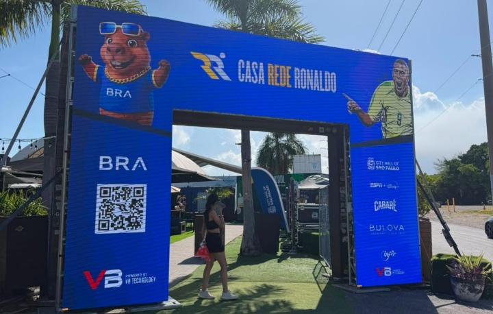 Casa Rede Ronaldo vira referência em Miami como hub de experiências da Copa do Mundo de 2026