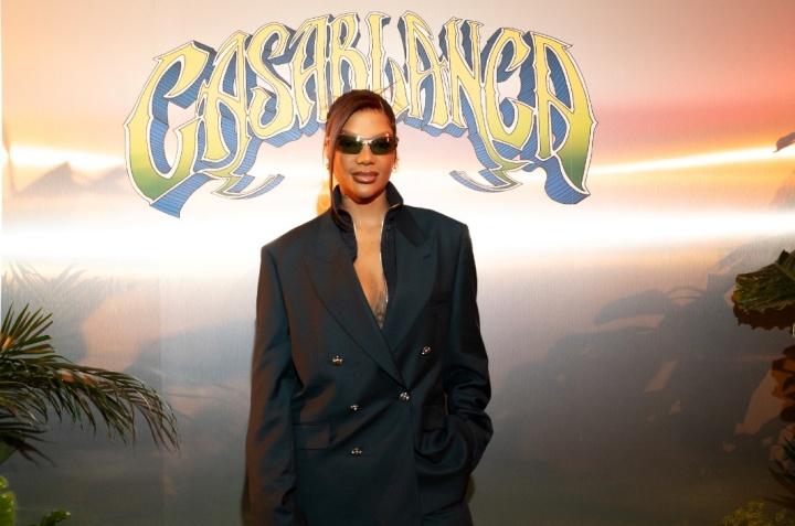 Ludmilla ganha espaço na Paris Fashion Week: cantora é convidada de Charaf Tajer para desfile da Casablanca e amanhã participa do baile do BoF 500