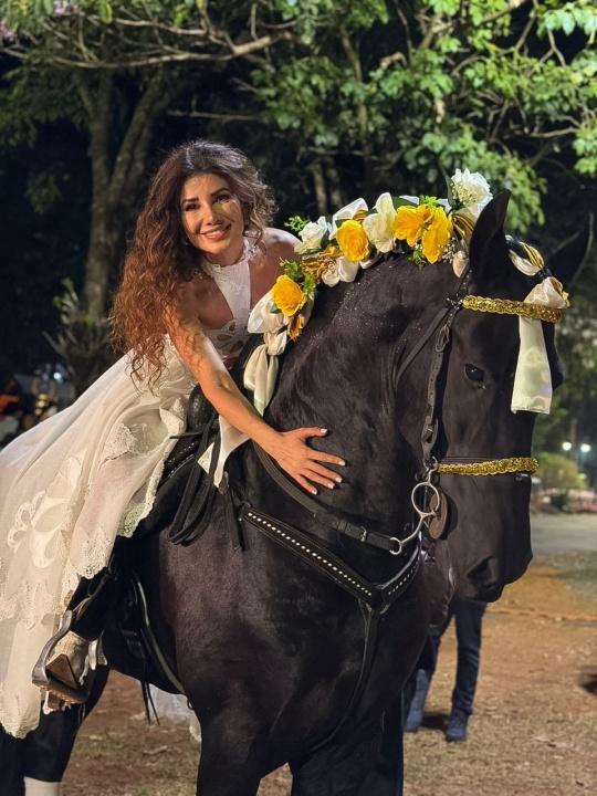 Paula Fernandes Barretos