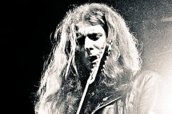 Guitarrista do Motörhead, Eddie Clarke morre aos 67 anos.