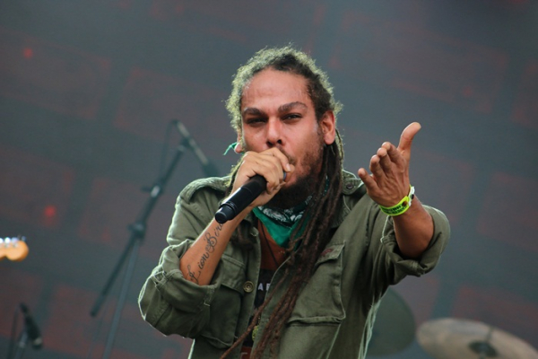 Palam! O Reggaeman Dada Yute lança novo single “Naturalmente” Confira!