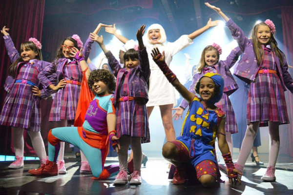 "Carinha de Anjo" se apresenta pela primeira vez no Espaço das Américas.