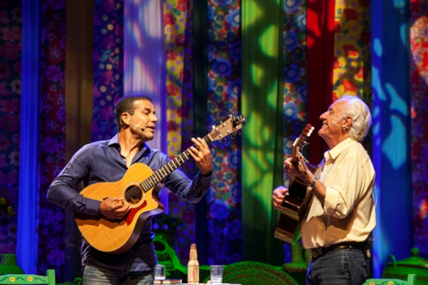 Rolando Boldrin apresenta "A História do Sr. Brasil", nesta sexta-feira, no Teatro Bradesco SP