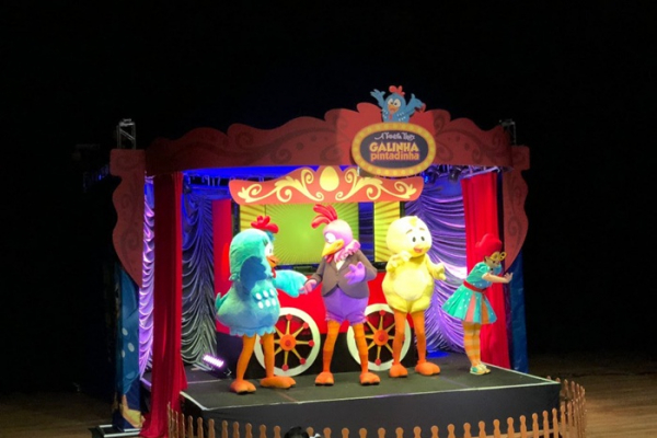 Espetáculo A Galinha Pintadinha - A Fabulosa Trupe chega ao Teatro Opus