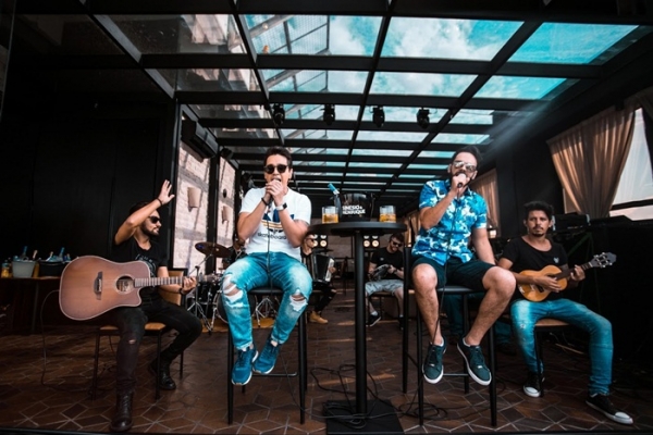 Blogueirinha! É a nova aposta de Sinésio e Henrique