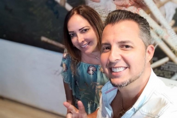 Rita Garcia em estúdio com Laércio da Costa