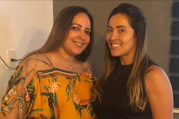 Rita Garcia faz coach de performance de palco com Karina Amélia