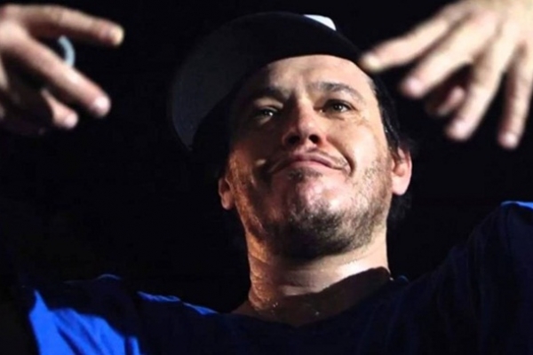 Universal Music faz homenagem a Chorão, do Charlie Brown Jr.