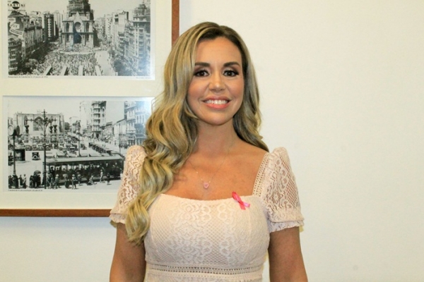 Renata Banhara participa de evento Outubro Rosa na Câmara Municipal de São Paulo
