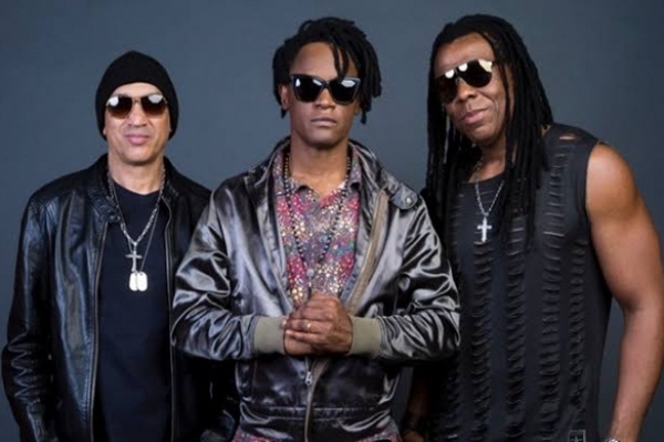 Cynthia Luz, Cidade Negra, Vitão e Jam com Mato Seco e Planta e Raiz no Encontro das Tribos