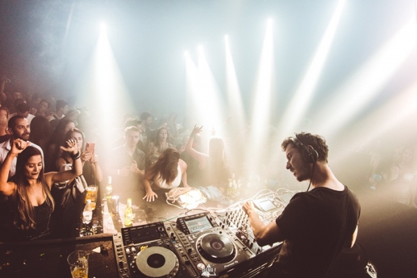 Pedräda lança EP “Astral Rebel” com remixes de Nato Medrado, Flow e Zeo e Dre Guazzelli