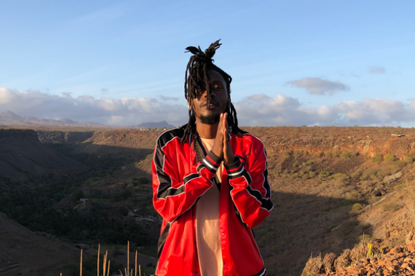 Rincon Sapiência lança clipe gravado em Cabo Verde