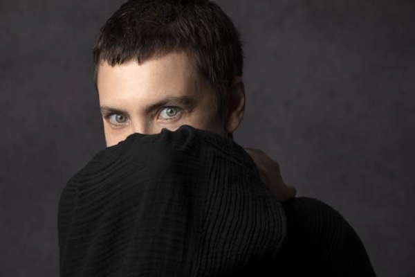 Adriana Calcanhotto lança "SÓ", álbum com canções da quarentena