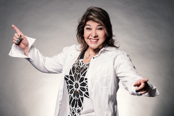 Roberta Miranda anuncia a live “Arraial da Roberta” com direito a “Correio Elegante”