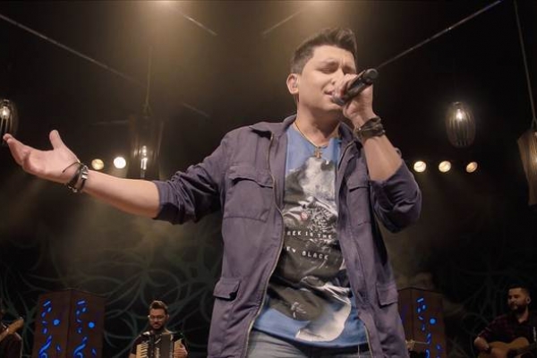 Gabriel protagoniza mais uma live e confirma as participações de Gian e da dupla Kaique e Felipe