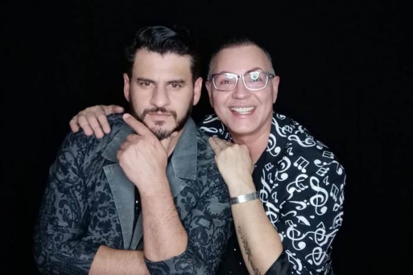 Ex BBB Dicesar assina contrato com produtora e lança música brega ao lado de cantor católico