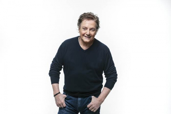 Fábio Jr. anuncia live especial para o Dia dos Pais com transmissão pela Band e YouTube