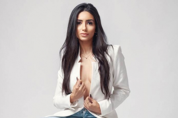 Duda Santana ensina como qualquer mulher consegue ter estilo e looks das blogueiras