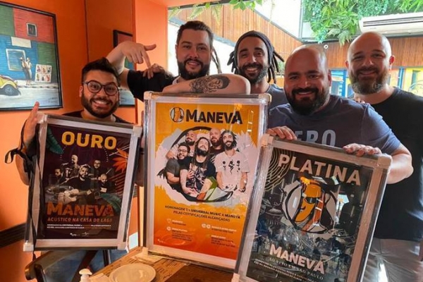 Maneva recebe 11 certificações, incluindo single de diamante, por "Seja Por Mim"