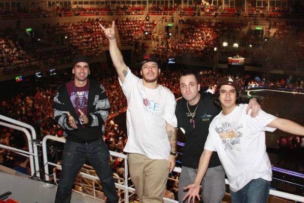 Charlie Brown Jr - "Chegou Quem Faltava"