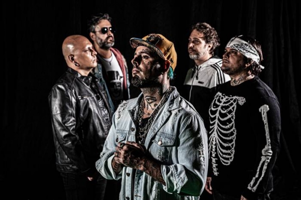 Detonautas Roque Clube lança novo single, 'Roqueiro Reaça', pela Sony Music