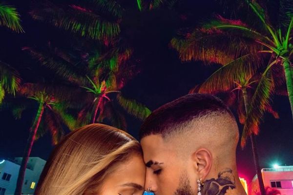 Jennifer Lopez e Rauw Alejandro se juntam na parceria "Cambia el Paso"