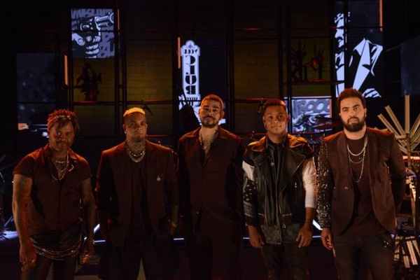 Os Travessos apresentam o primeiro e segundo EPs do DVD “Travessos Sorria - 25 anos”