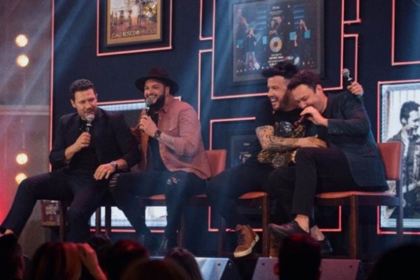 João Bosco & Vinícius apresentam primeira faixa do projeto +Positivo+