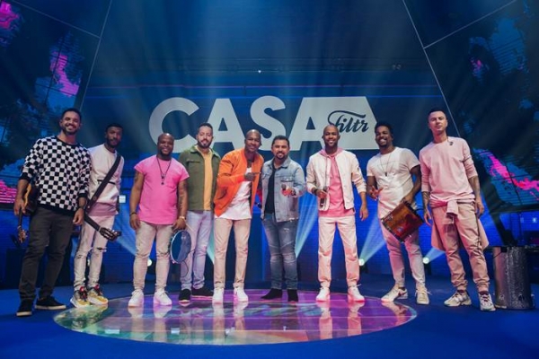 Turma do Pagode e Xand Avião juntam pagode com forró na parceria "Passa Longe do Copo"