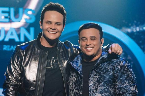 Matheus e Kauan se apresentam no Villa Country!