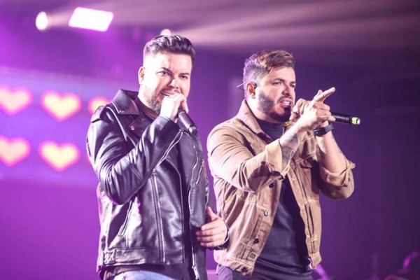 Max & Luan registram novo projeto audiovisual: “Híbrido - Ao Vivo em Goiânia”, com grandes participações