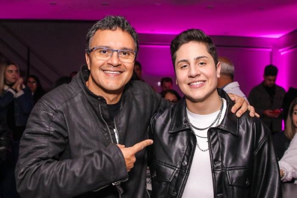 Hugo Henrique assina contrato com a Universal Music