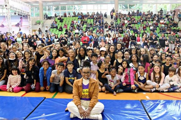 Rebeca Andrade volta á Guarulhos para abertura do Projeto Sesc Verão 2023