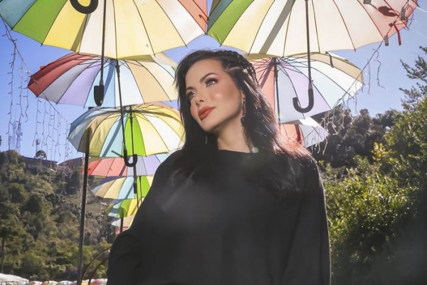 Apresentadora Carla Prata revela planos pós carnaval