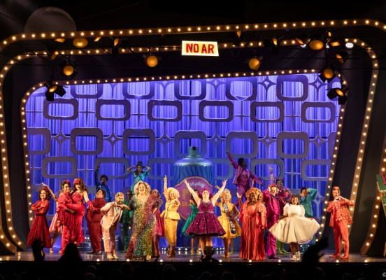 Aclamado musical da Broadway, "Hairspray" estreia no Teatro Renault