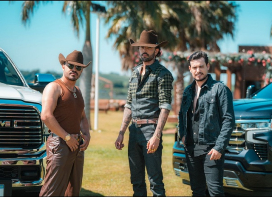 Luan Pereira é o convidado de Brenno e Matheus para o hit Em Cima do Peão