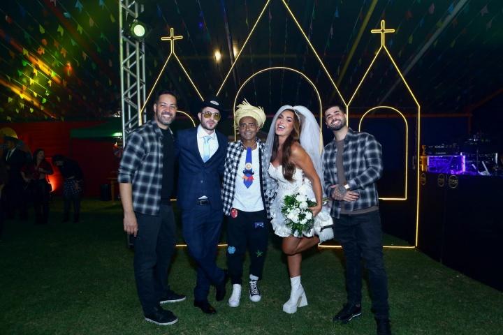 Romário reúne personalidades no tradicional Arraiá do Baixola, que une celebração, solidariedade e muito forró na Barra da Tijuca